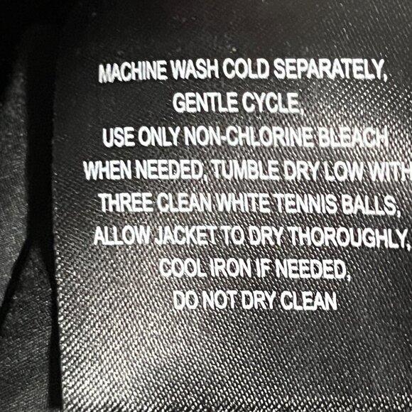 Tahari Womens Belted Puffer Coat Size M Black Asymmetrical Long Apres Ski Winter - Picture 9 of 11